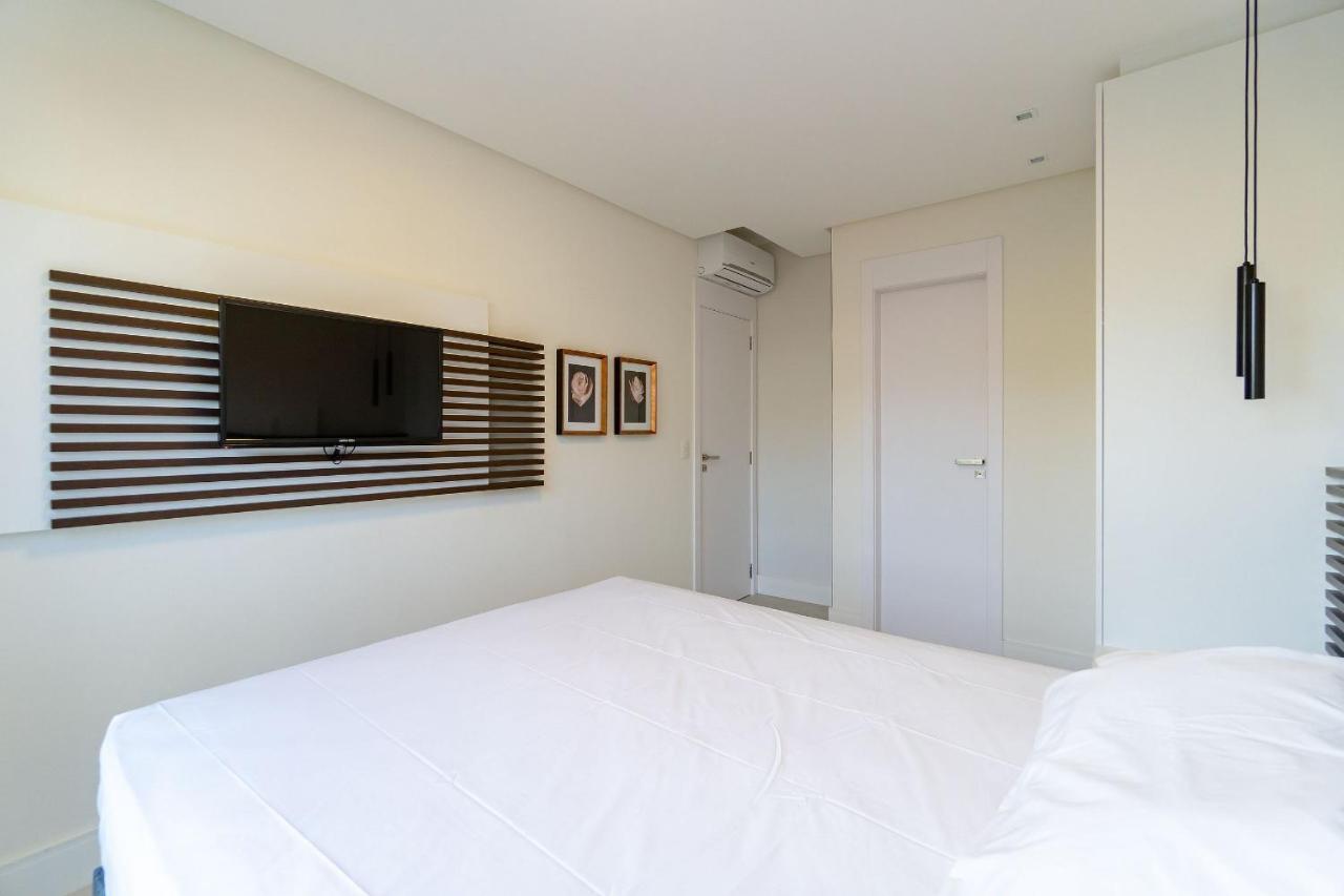 Porto Madero - Apartamento Em Condo Com Piscina Bombinhas Exterior photo